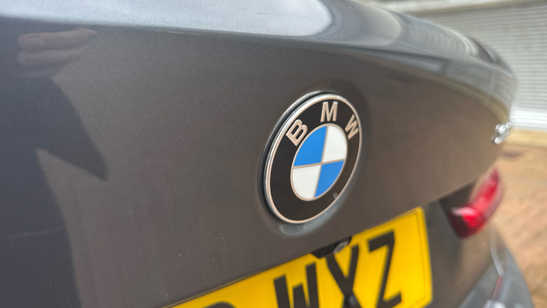 BMW 3 Series 320d M Sport 4dr Step Auto [Tech Pack] Diesel Saloon